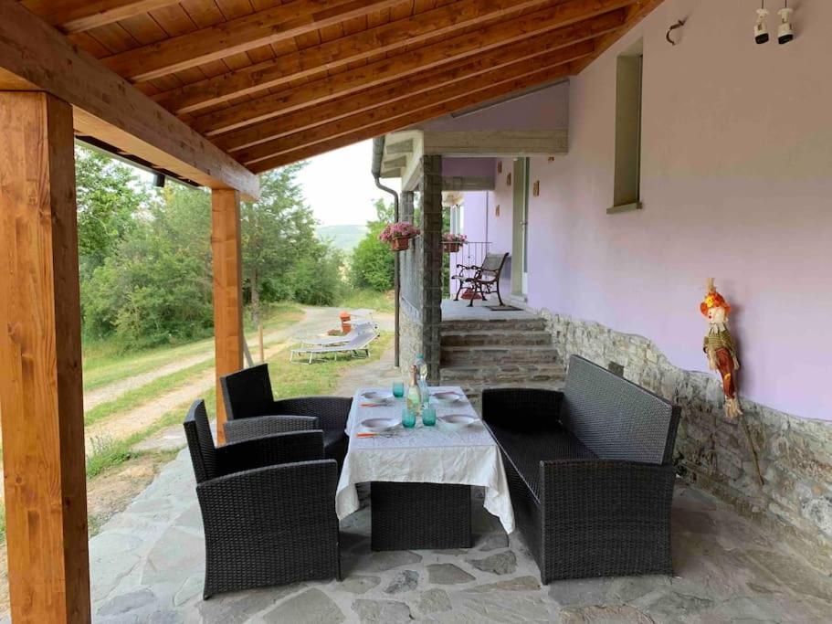La Casa Sulla Collina Villa Varsi Ngoại thất bức ảnh