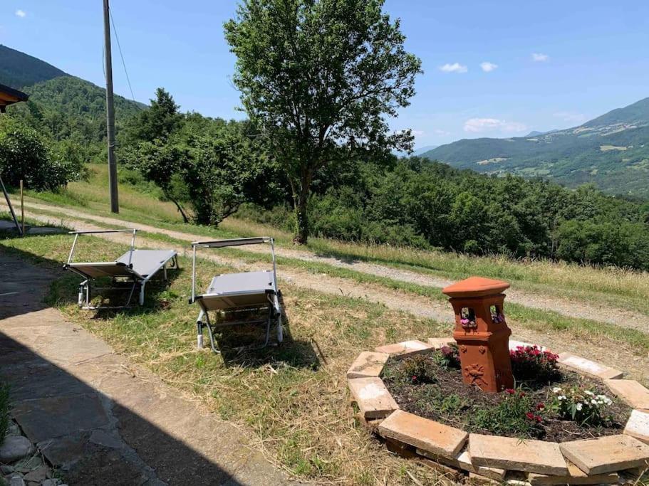 La Casa Sulla Collina Villa Varsi Ngoại thất bức ảnh